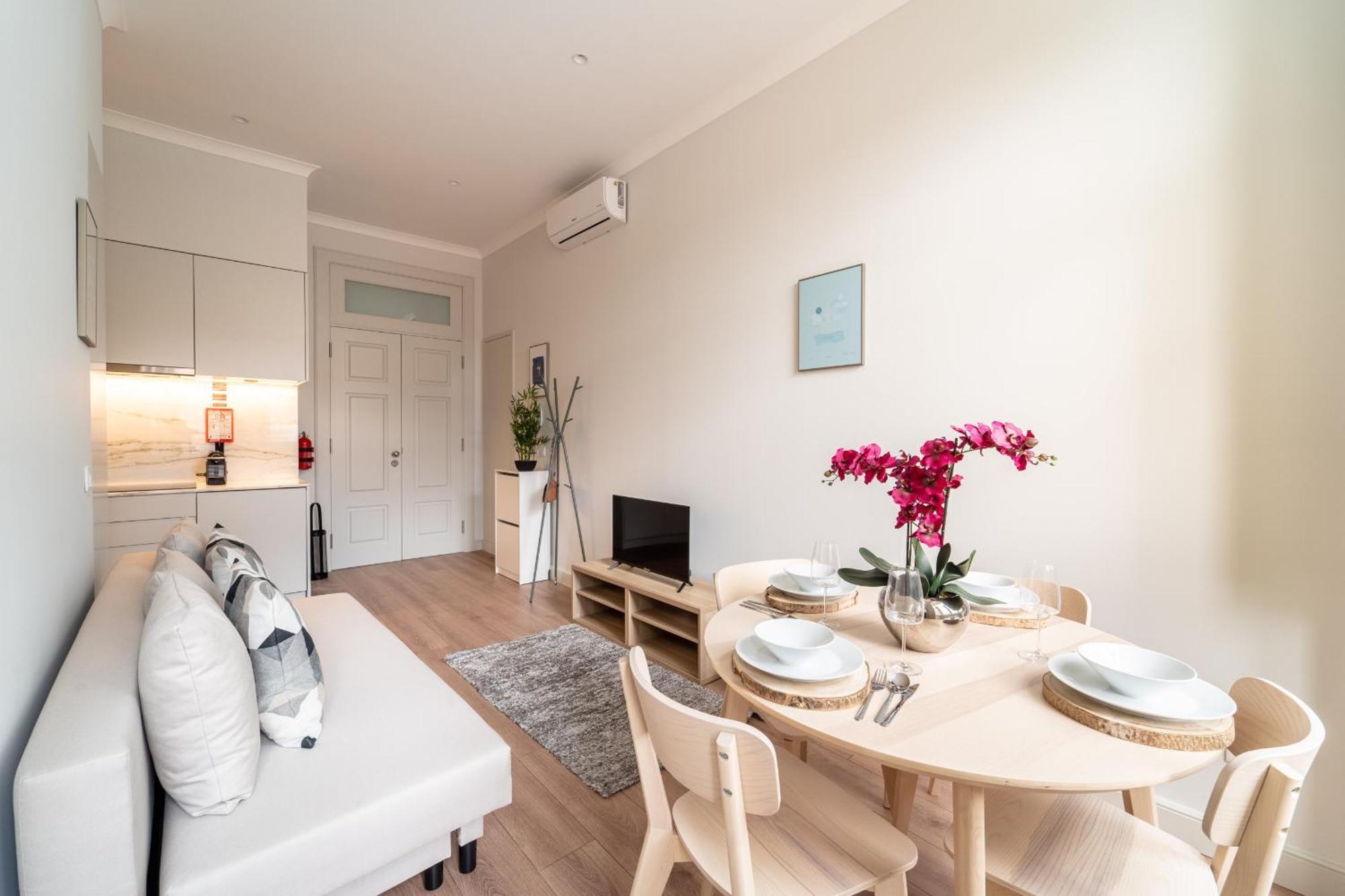 Escadaria 21 Apartment By House And People บรากา ภายนอก รูปภาพ