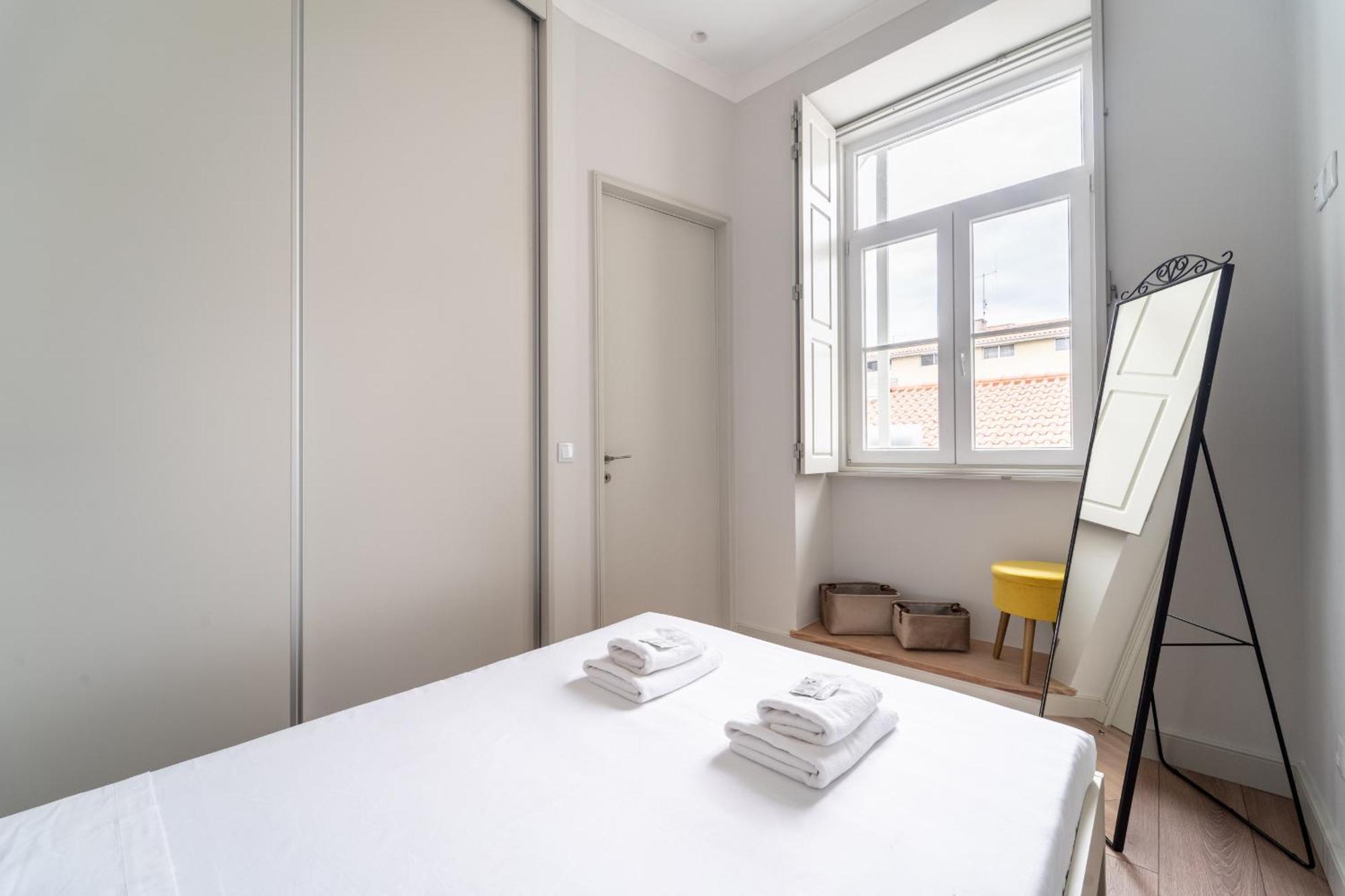 Escadaria 21 Apartment By House And People บรากา ภายนอก รูปภาพ