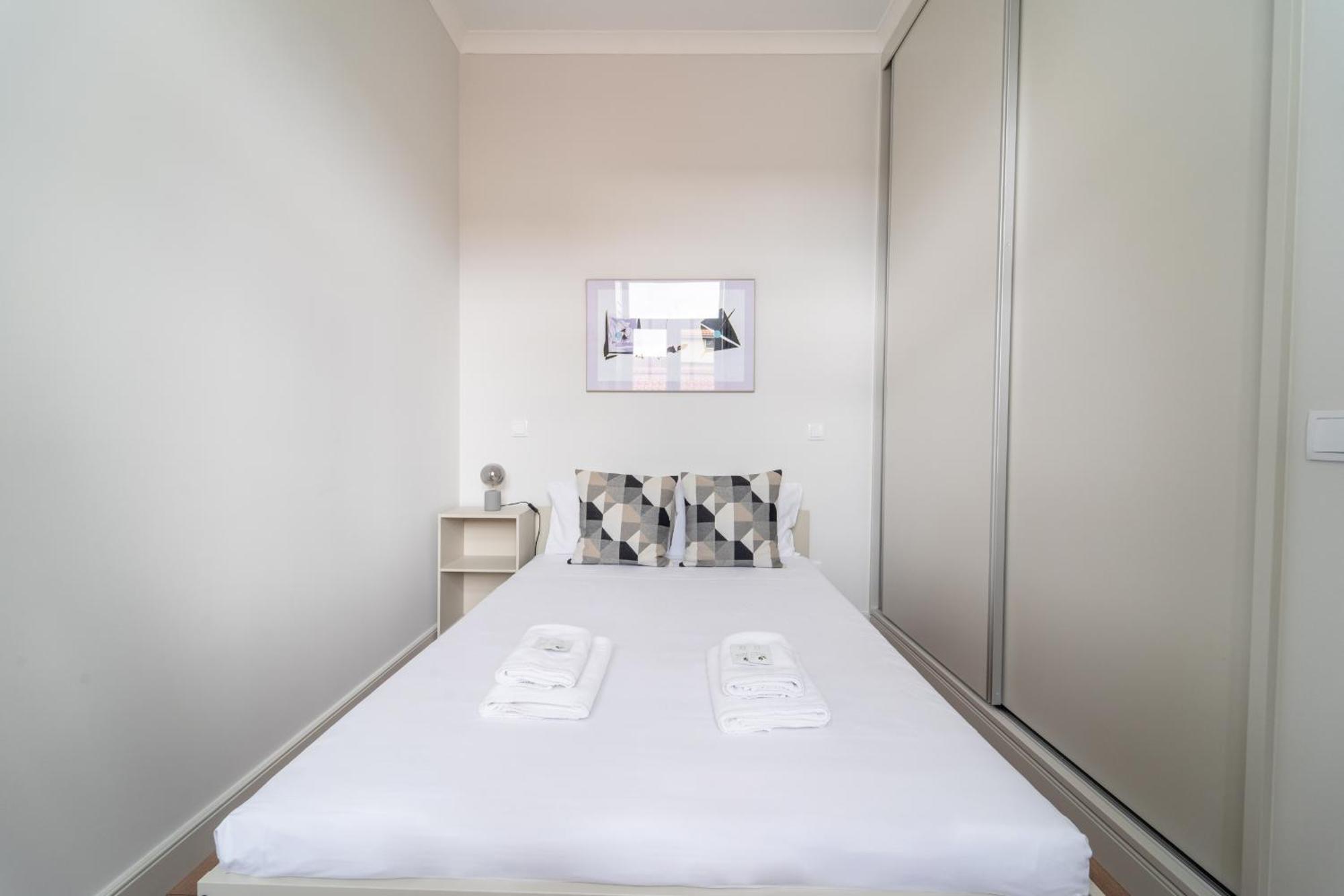 Escadaria 21 Apartment By House And People บรากา ภายนอก รูปภาพ